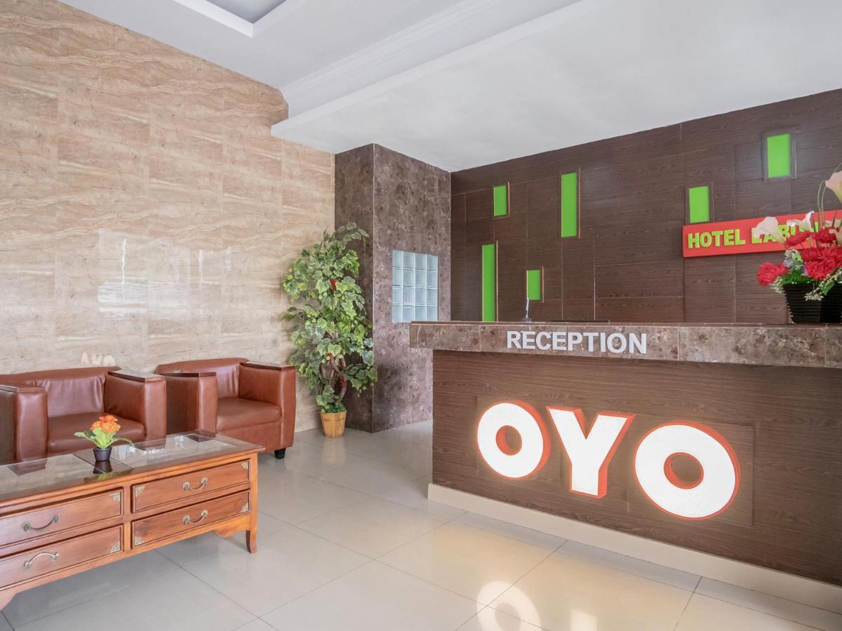 Oyo 741 Hotel Labuhan Raya Medan Extérieur photo